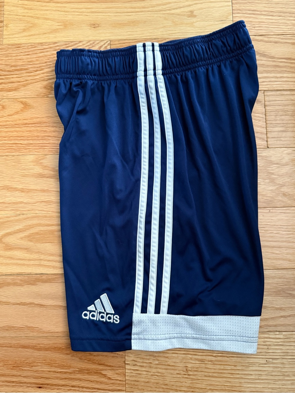 Adidas Aeroready white navy blue kit uniform shorts size 13/14 embroidered logo